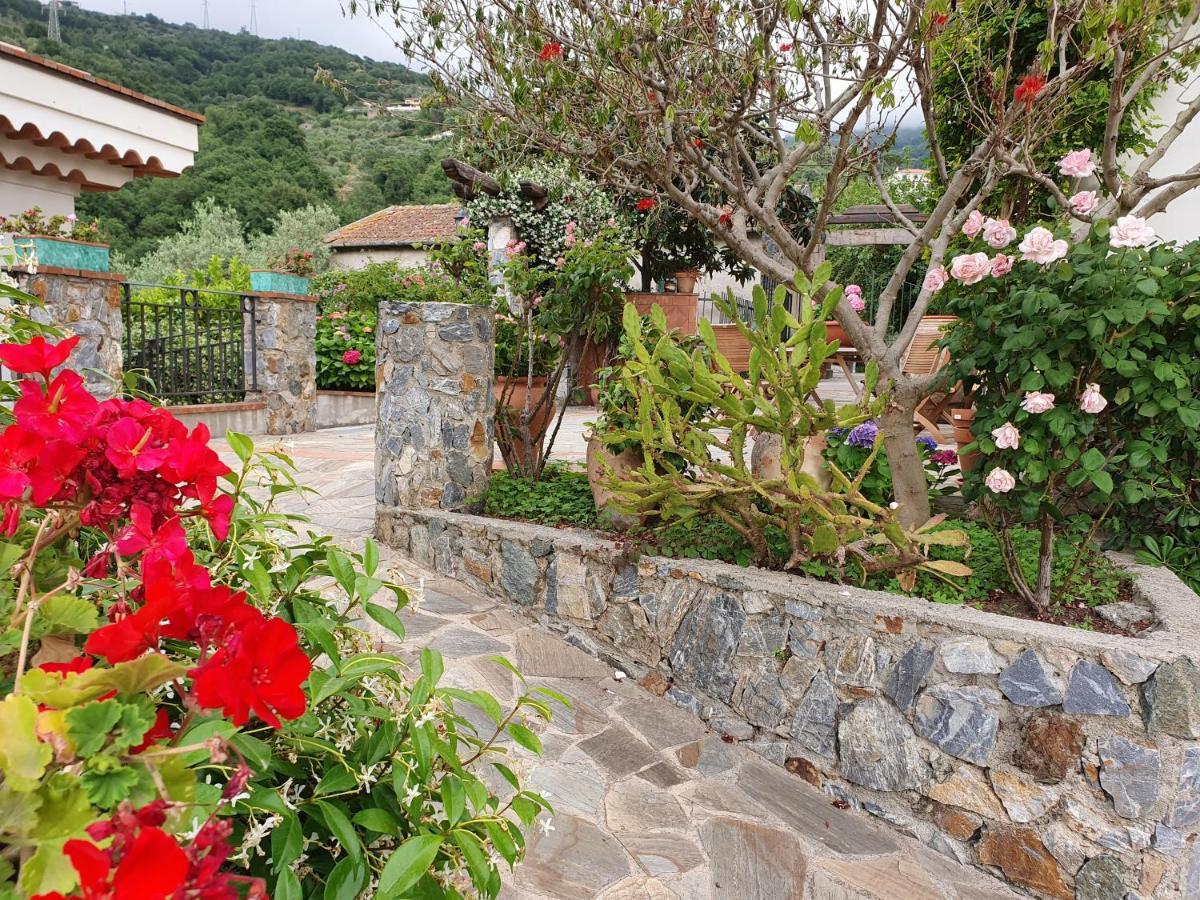 Borgo San Francesco Hotel Gioiosa Marea Kültér fotó