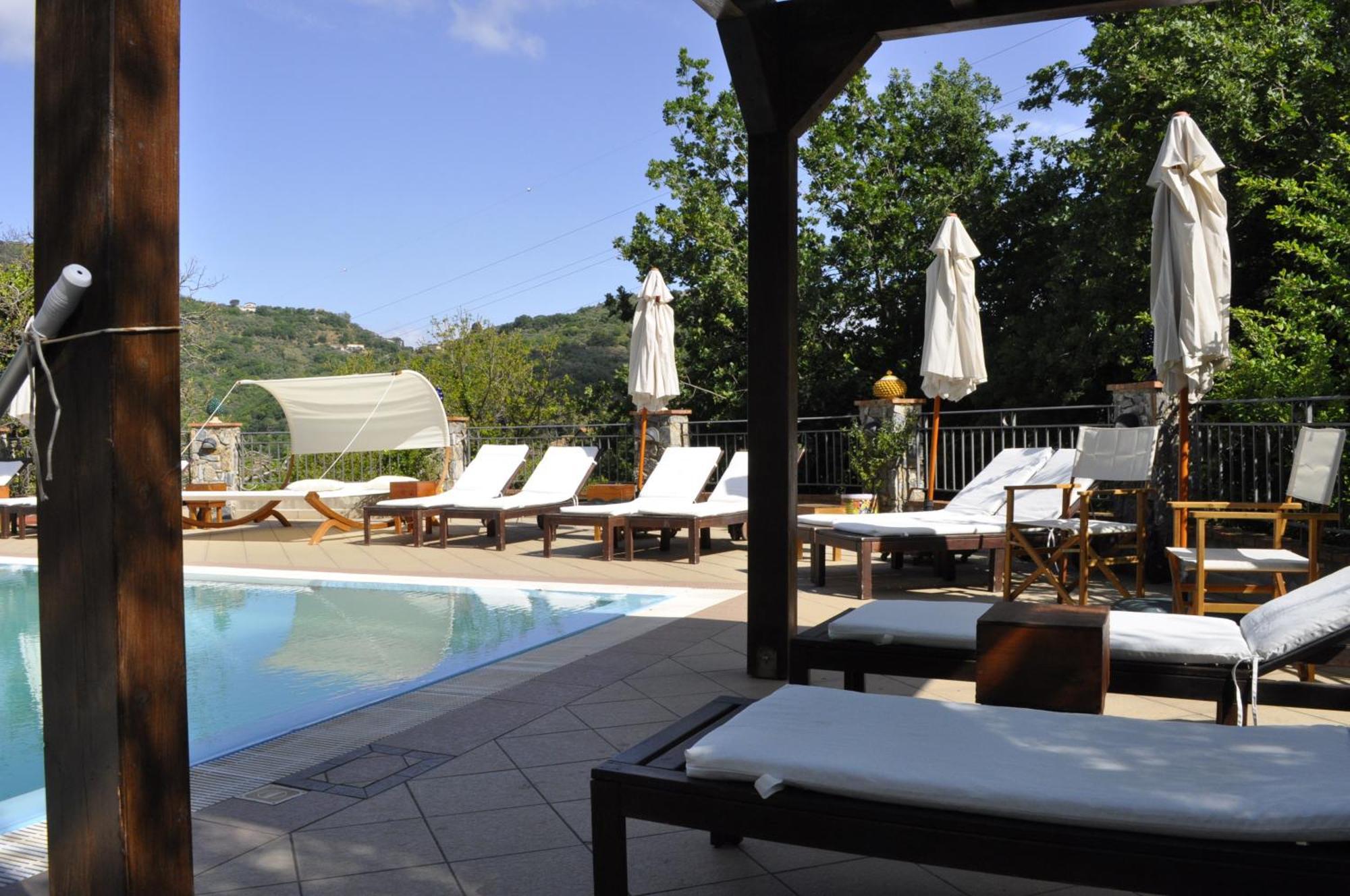 Borgo San Francesco Hotel Gioiosa Marea Kültér fotó