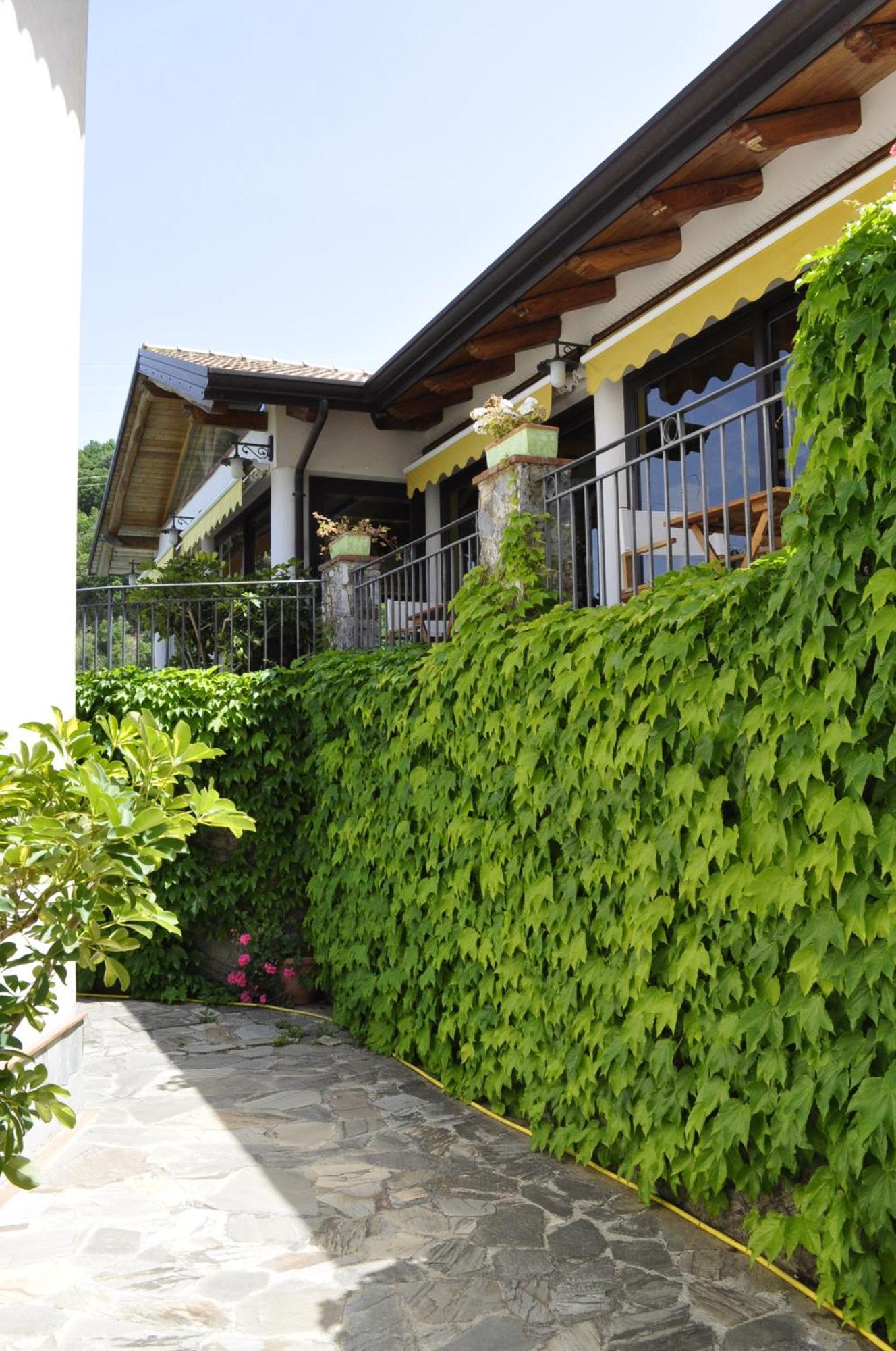 Borgo San Francesco Hotel Gioiosa Marea Kültér fotó