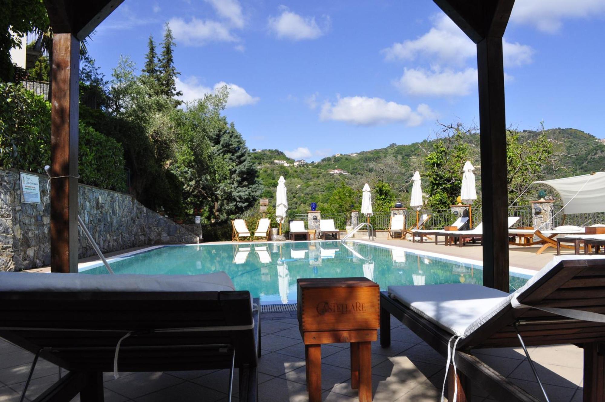 Borgo San Francesco Hotel Gioiosa Marea Kültér fotó