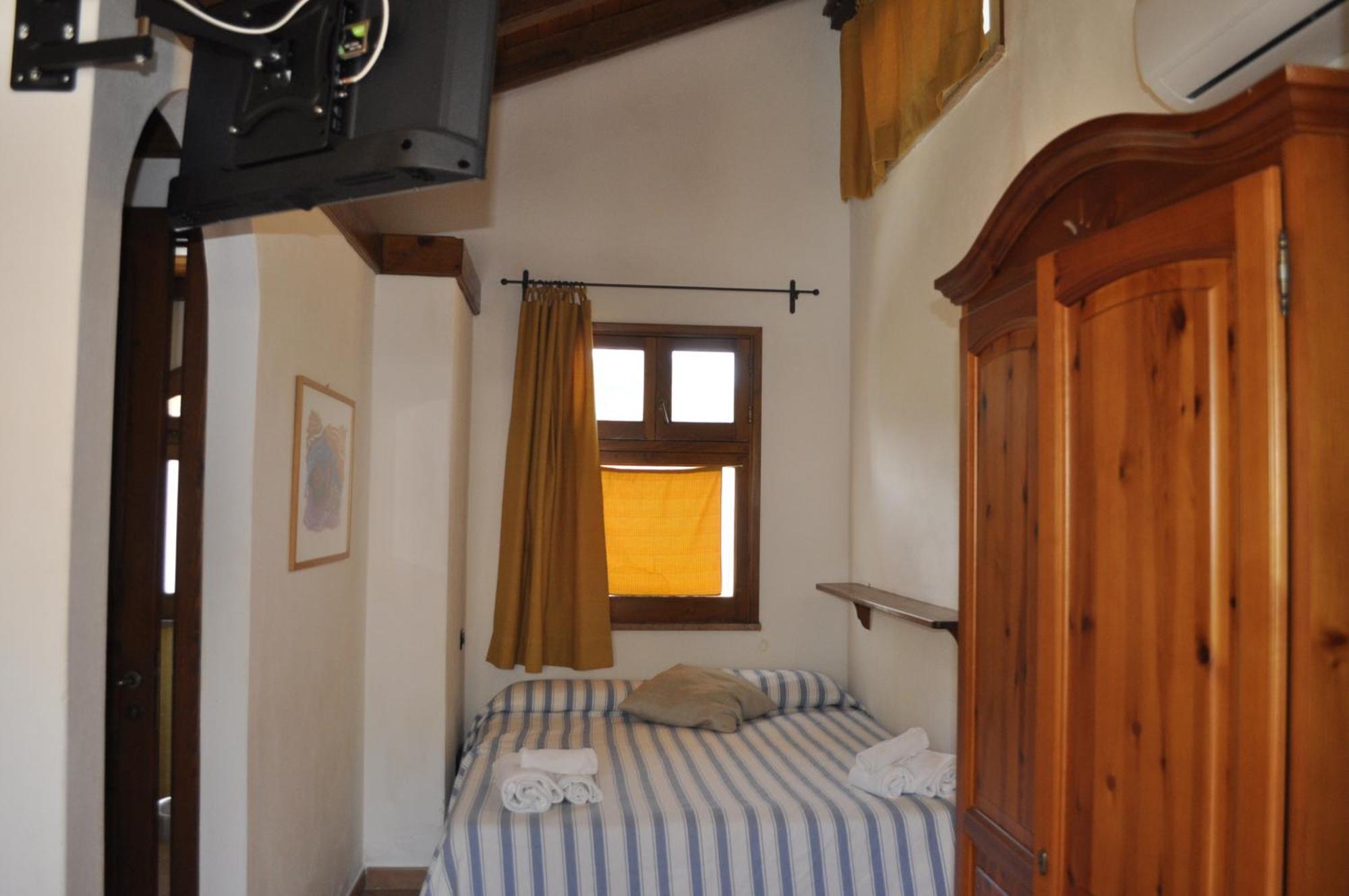 Borgo San Francesco Hotel Gioiosa Marea Szoba fotó